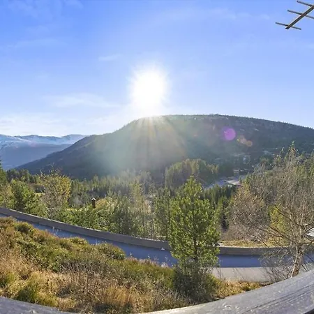 Skisenter * سترين